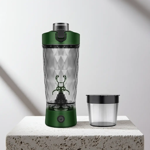 Bærbar proteinshaker med oppbevaringsbeholder for treningspulver